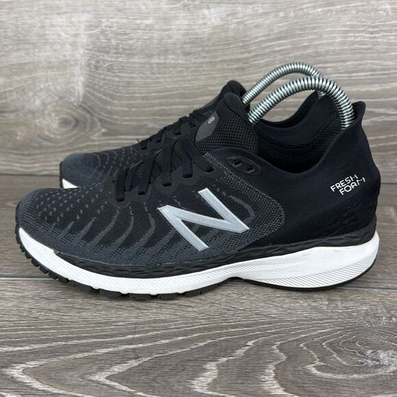 New Balance Fresh Foam 860 v11 Women’s Sz 7 2A Narrow Black White Low Sneakers - Picture 3 of 11